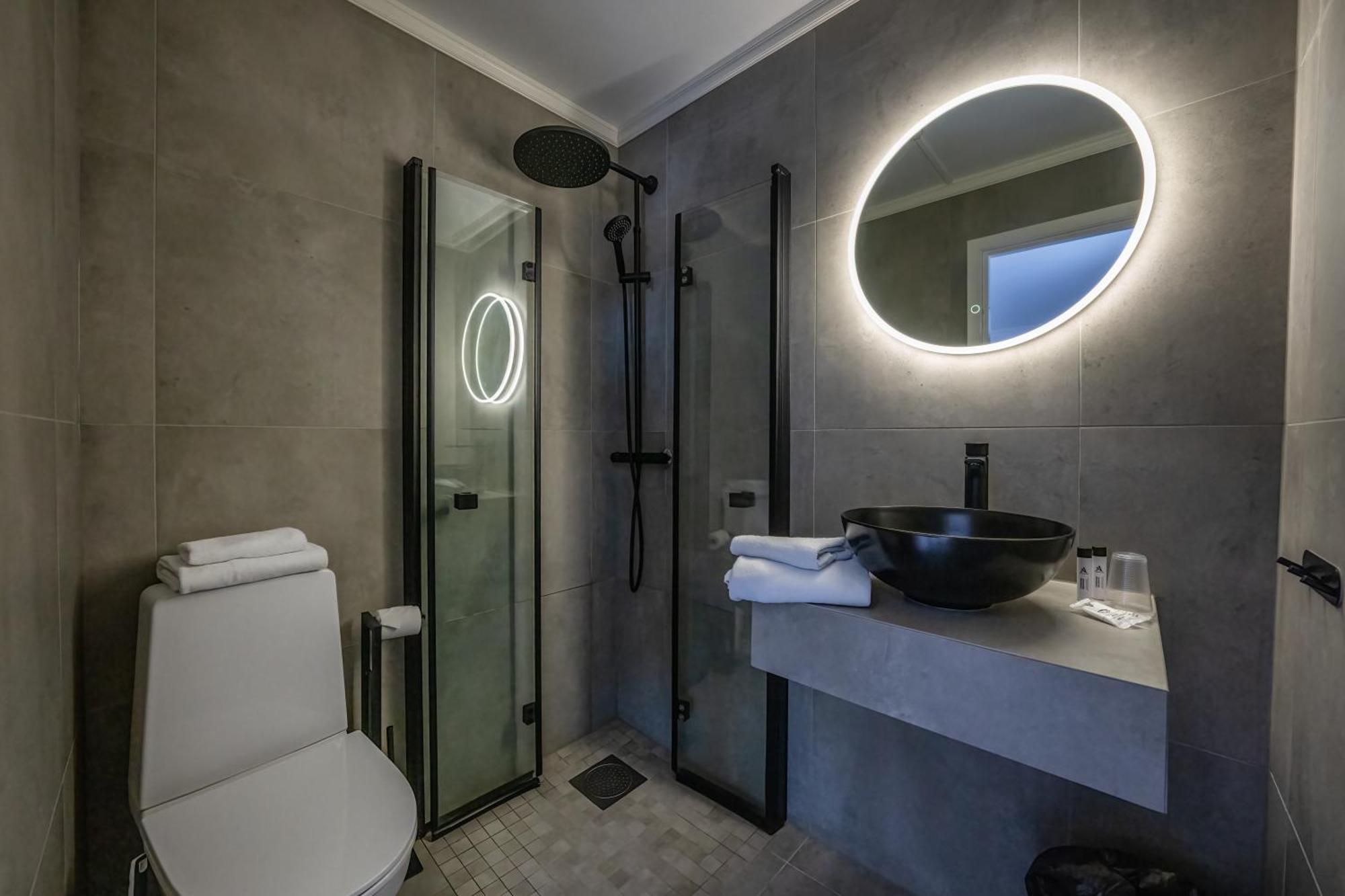 Sunde Fjord Hotel, Free And Easy Parking Solavagen エクステリア 写真