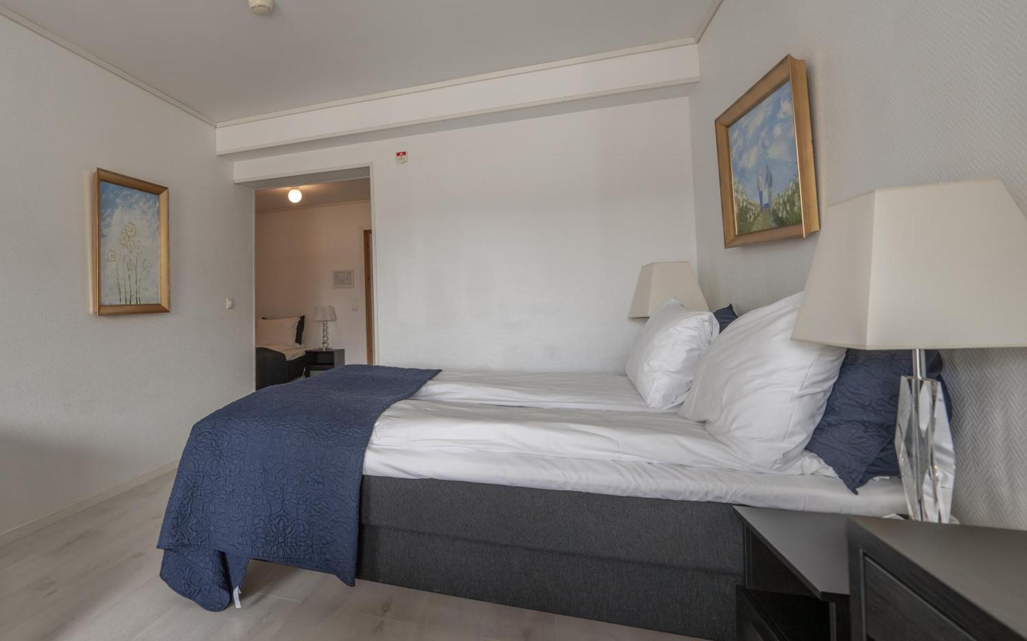 Sunde Fjord Hotel, Free And Easy Parking Solavagen エクステリア 写真