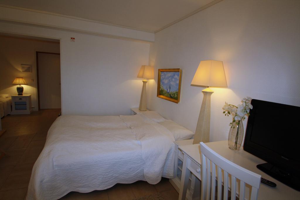 Sunde Fjord Hotel, Free And Easy Parking Solavagen エクステリア 写真